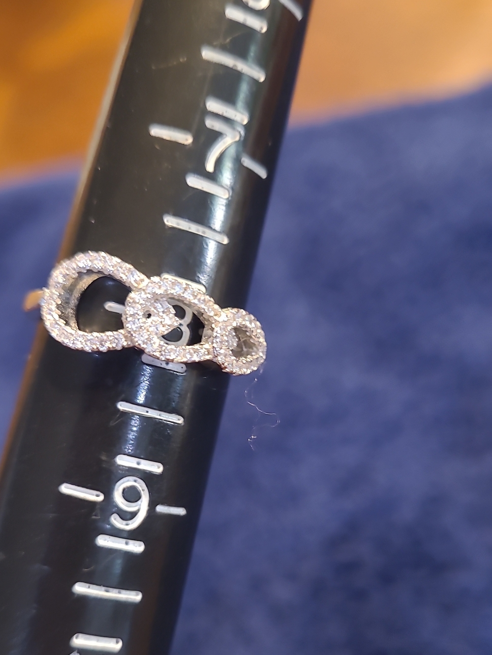 Sterling Silver 925 Pavé Infinity Link Ring in Silver
